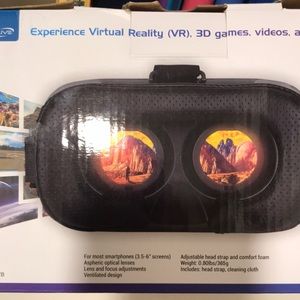ILive  black virtual reality glasses, fits smart phones 3.5 to6 inches